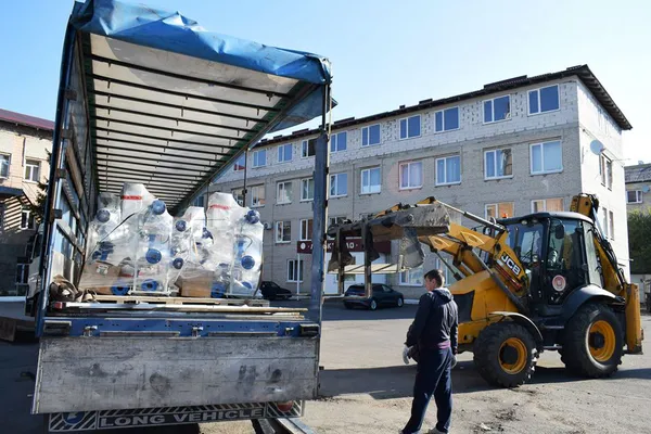 До Луцька приїхали перші індивідуальні теплові пункти для багатоповерхівок