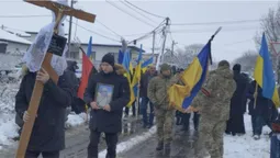 Віддав своє життя за свободу: біля Луцька попрощалися із Віктором Чижем (фото)