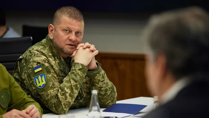 Росія запустила фейк про зникнення Залужного через ситуацію в Бахмуті, – Маляр