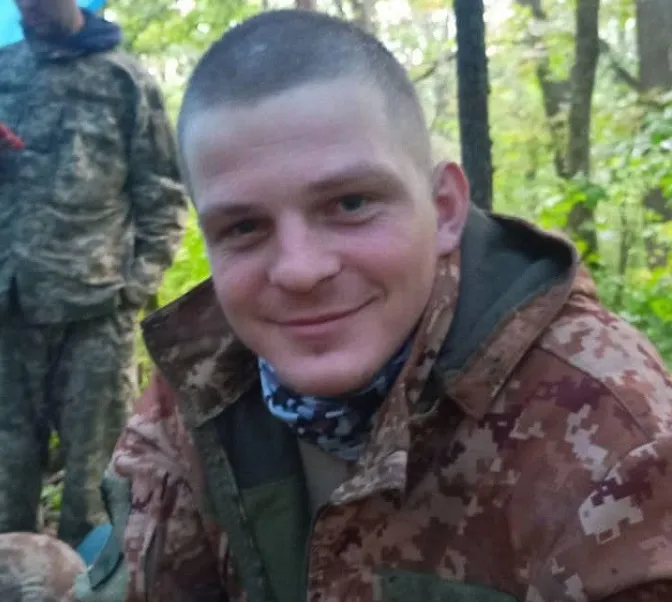 Ледь дістали з того світу: воїн з Луцька отримав серйозне поранення на Харківщині (фото)
