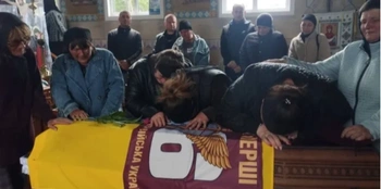 На Волині попрощалися з молодими Героями Сергєм Сміховським та Микою Кобриною (фото)