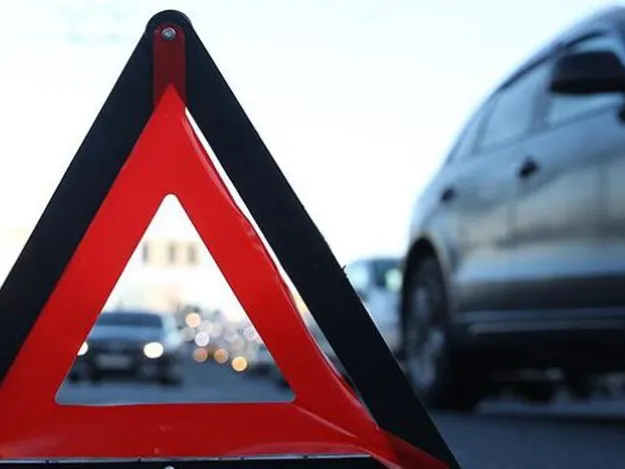 У Луцьку авто збило пішохода: жінка – в лікарні