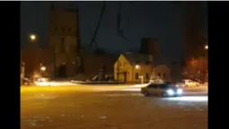 На площі перед Луцьким замком влаштували дрифт (відео)