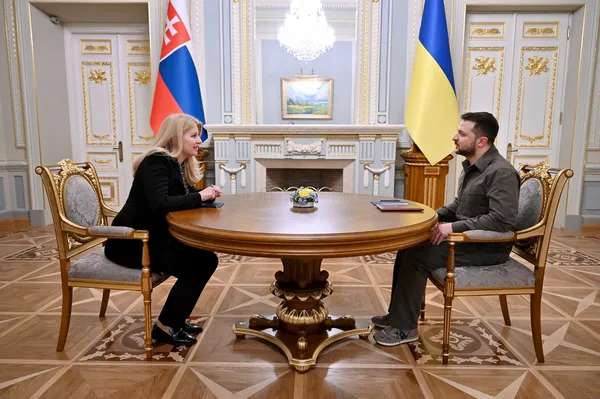 Президентка Словаччини відвідала Ірпінь і Бородянку та зустрілася із Зеленським (фото)