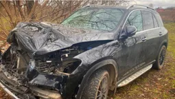 Луцькі патрульні відшукали водія, котрий покинув своє авто після ДТП на Теремнівській (відео)
