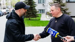 Очільник Волинської ОВА Погуляйко передав допомогу Харківщині (фото)