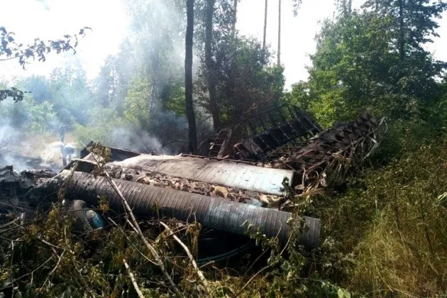 На Полтавщині згорів літак АН-2, загиблих немає (фото)