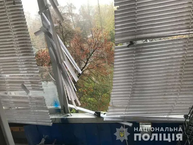 Вибух у луцькій квартирі: поліція перевіряє зв’язок з кримінальним минулим потерпілого (ВІДЕО)