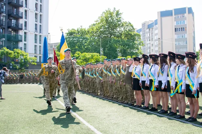 На Волині прикордонники привітали випускників військового ліцею (фото)