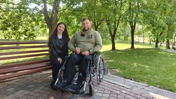 Кохання, загартоване війною: історія незламного бійця з Волині та його дружини (фото, відео)