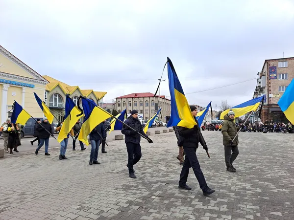 Загинули в один день: волиняни попрощались із Героями Миколою Бобром та Євгенієм Куколою (фото)
