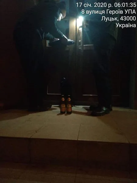 Заборони не діють: у луцьких магазинах вночі продають алкоголь (фото)