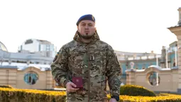 Президент нагородив командира волинської бригади «Любарт» орденом Богдана Хмельницького (фото)