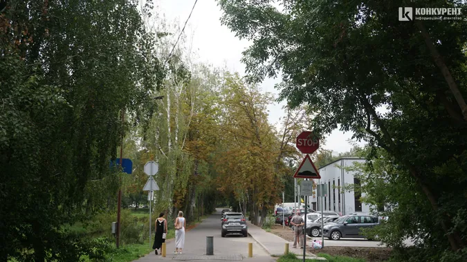 Осінь вже близько: як минули вихідні у Центральному парку Луцька (фото)