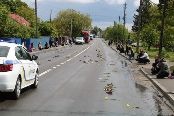 Навіки 31: громада на Волині провела в останню дорогу воїна Юрія Янюка (фото)