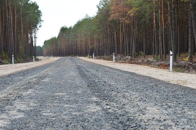 На Волині активно будують лісові дороги