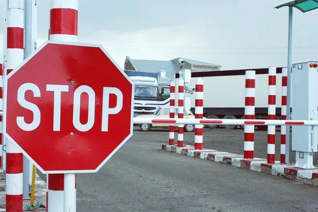 В Україні змінилась процедура оформлення товарів на митниці