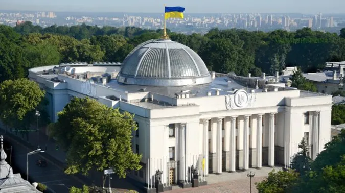 Після майже 4-х років Верховна Рада відновила трансляції засідань парламенту