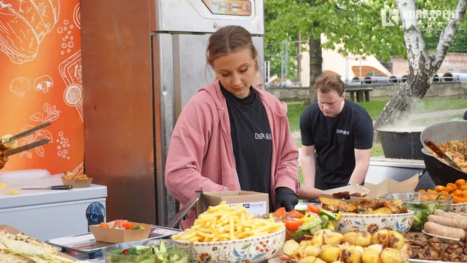 Як минув перший день ювілейного Food Fest у Луцьку (фото)