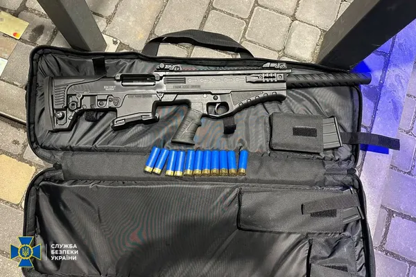 Вимагали гроші та викрадали людей: СБУ затримала злочинну організацію (фото)