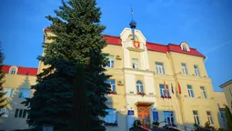 Навіщо скликали позачергову сесію Луцькради? 