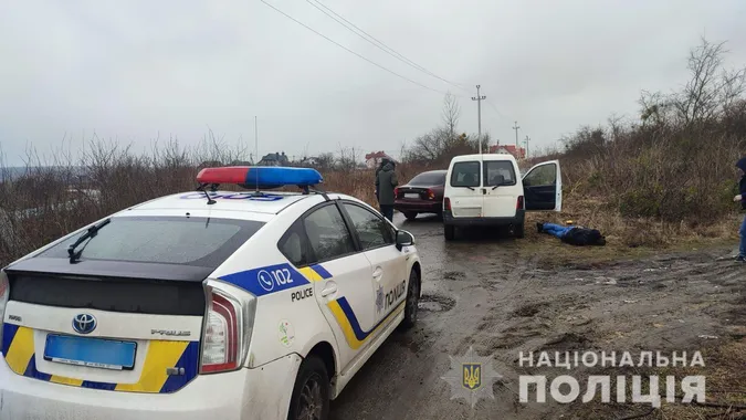 У Луцьку затримали «закладника» з небезпечним психотропом (фото)