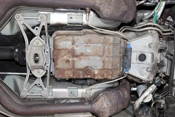 ТОП-7 автомобілів, які не варто купувати навіть за кордоном 