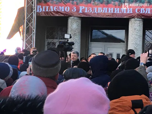Порошенко приїхав до Рожища (фото, оновлюється)