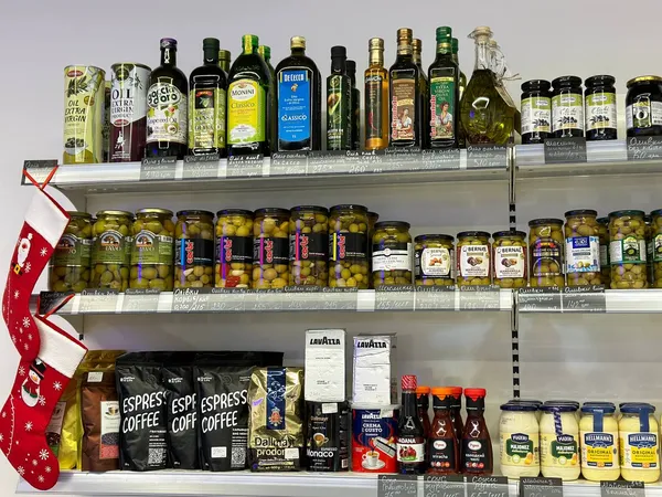 Свята наближаються. Що купити у луцькій «Є.Рибці» (фото)