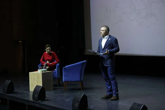 З’явилася відеоверсія зустрічі з Андрієм Покровським (відео)