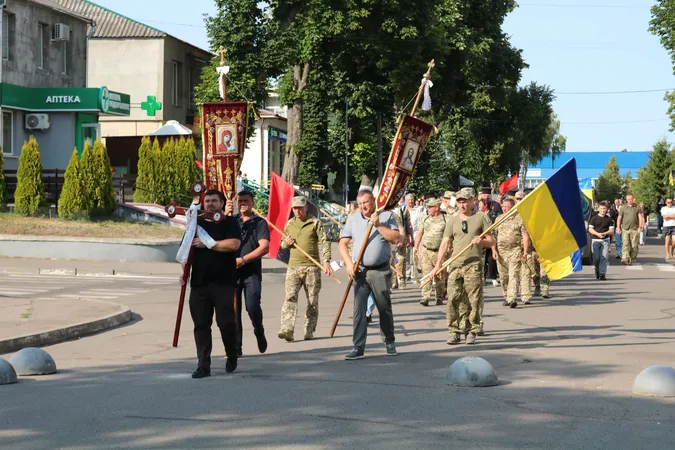 На Волині провели в останню земну дорогу Захисника Ігоря Андрійчука (фото)
