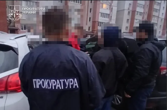 Вимагали 100 тисяч за безперешкодний бізнес: на Волині судять посадовців ГУ Держпродспоживслужби (фото)