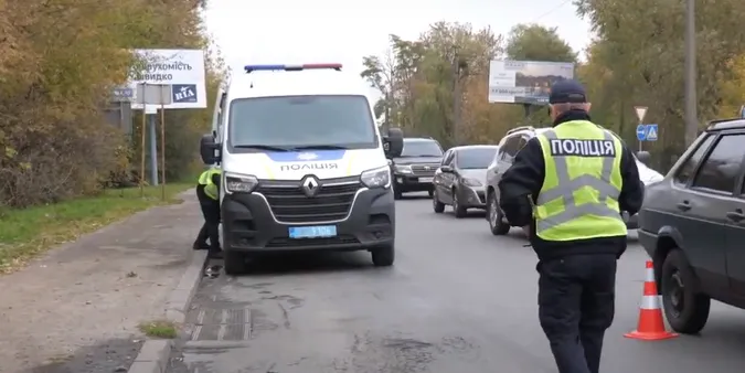 Волинські патрульні проводять рейди обласними дорогами: що шукають (відео)
