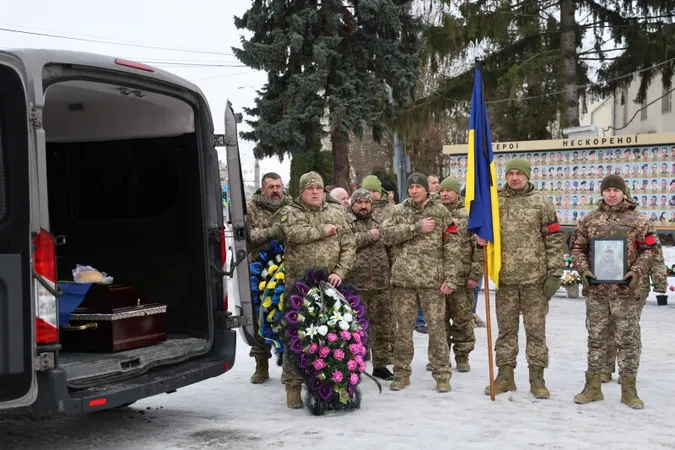 У Луцьку попрощалися із воїном Дмитром Бобровським (фото)