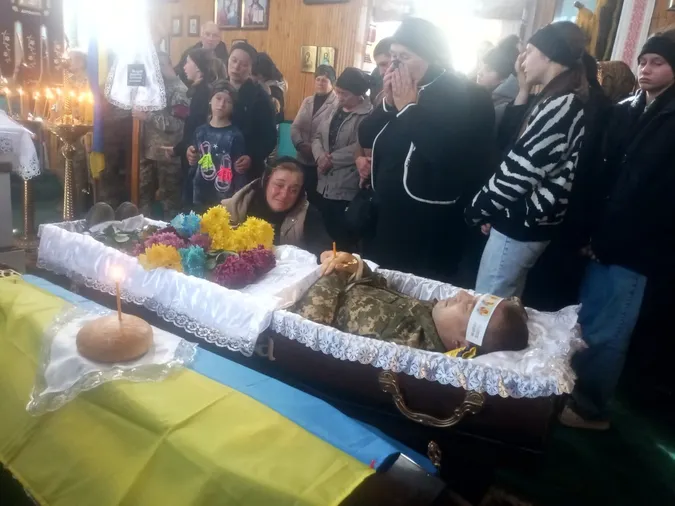 На Волині попрощалися із захисником Володимиром Бельзюком (фото)