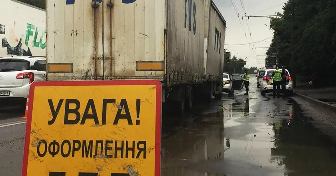 У Луцьку на Конякіна фура переїхала пішохода (відео)