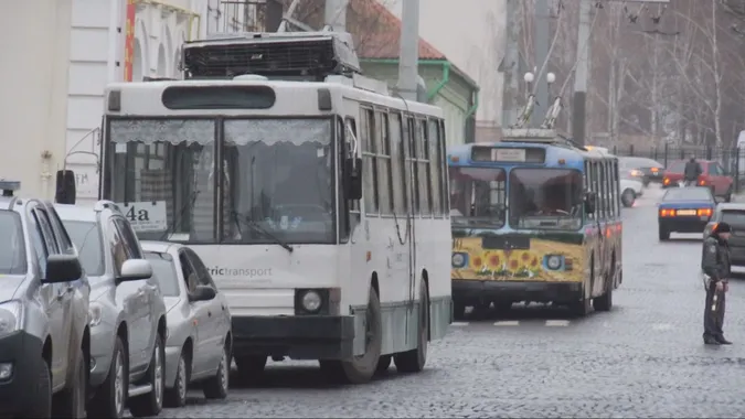 У Луцьку зменшили кількість тролейбусів на деяких маршрутах (відео)