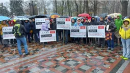 У Києві відбувається Марш антивакцинаторів (фото)