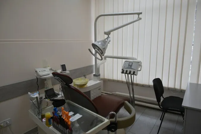 Луцька міська стоматполіклініка списує томограф за 1,3 млн