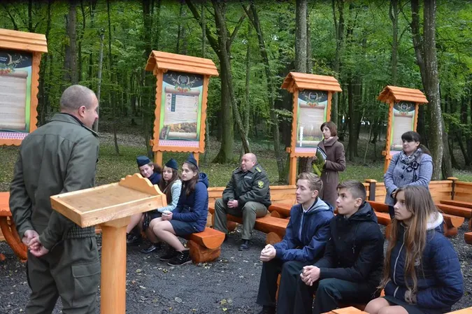 У «волинській Швейцарії» відкрили молодіжний центр (фото)