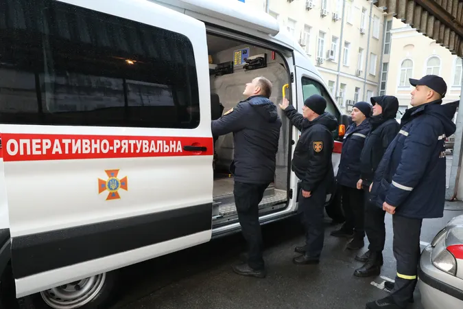 Рятувальники під час Різдва працюватимуть у посиленому режимі