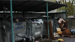 Лучани скаржаться на невивезене сміття (фото)