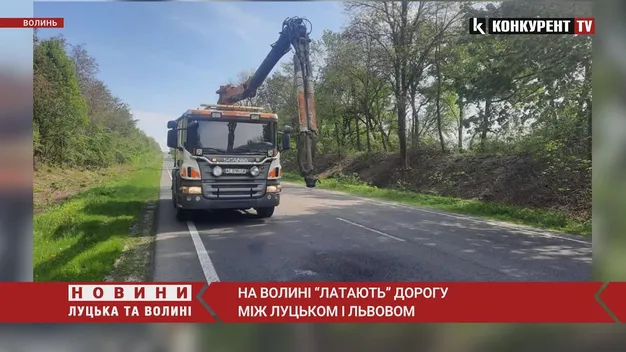 На Волині «латають» дорогу між Луцьком і Львовом (фото, відео)