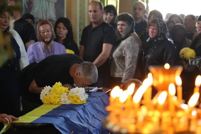 У Луцькій громаді попрощалися з Героєм Віктором Кицуном (фото)