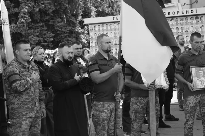 У Луцьку попрощалися з померлим у ворожому полоні Борисом Борисюком (фото)
