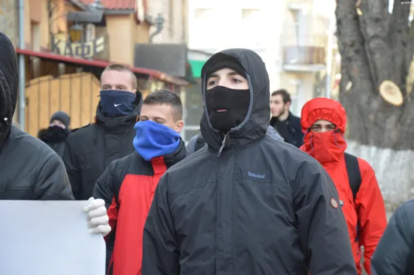 Лучан, які пікетували російський банк, можуть оштрафувати