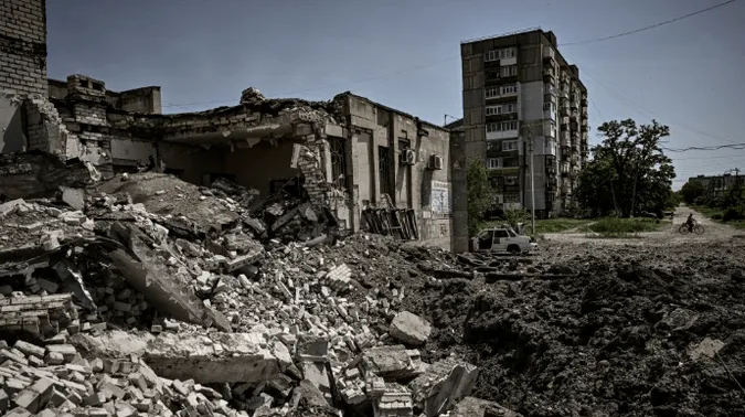 Росіяни переважали вдесятеро, – Гайдай про відхід українських військ з Лисичанська