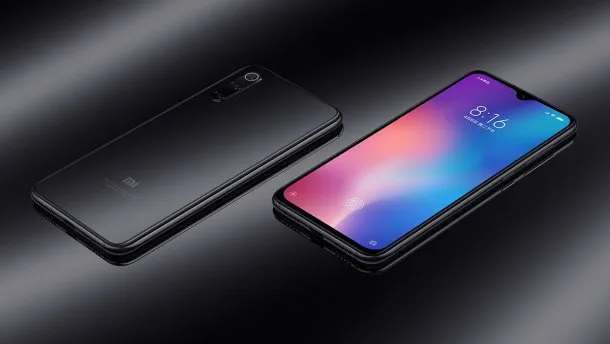 Xiaomi Mi 9 SE офіційно надійшов у продаж в Україні: яка ціна