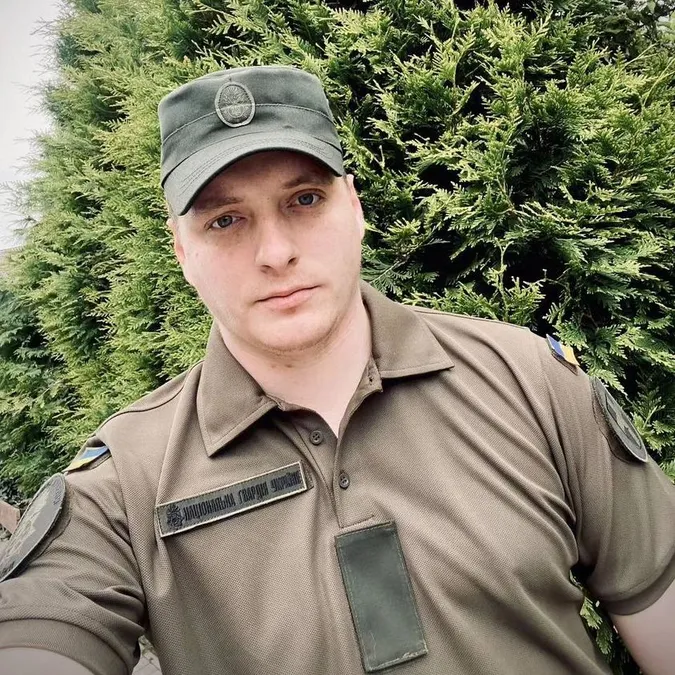 Вокаліст луцького гурту «Флайза» вступив до лав НГУ