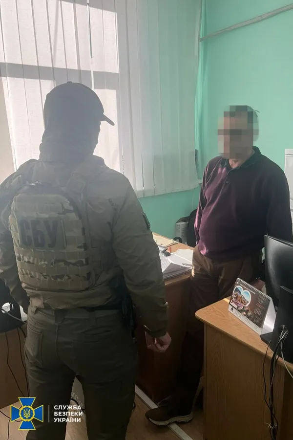 Від 200 гривень до 400 доларів за одну декларацію: затримали очільницю Житомирської митниці (фото)